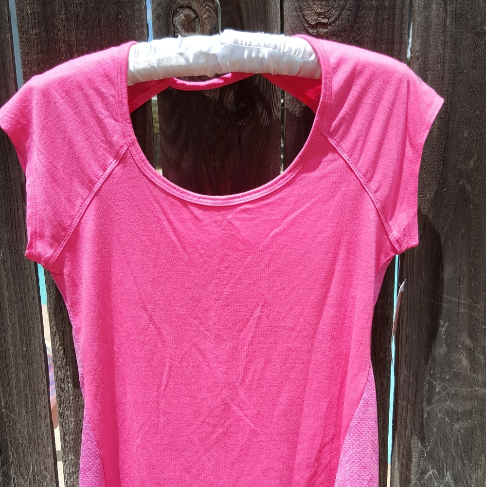 Dry-wik short sleeve exercise top